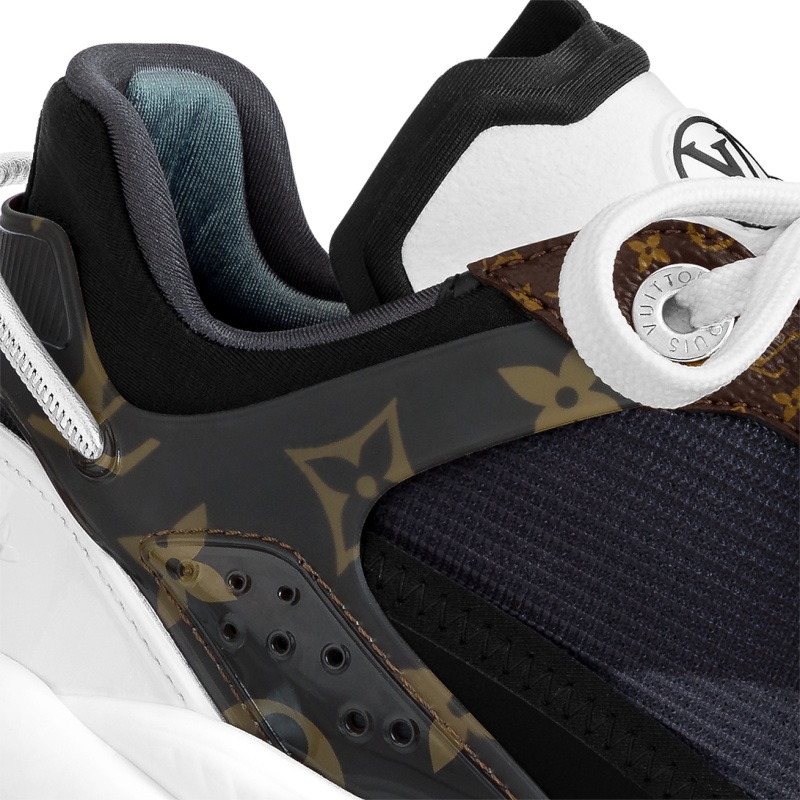 Run 55 Sneaker - Image 4